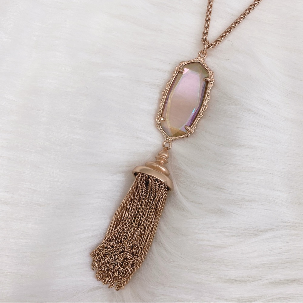Kendra Scott Everly Peach Iridescent Necklace